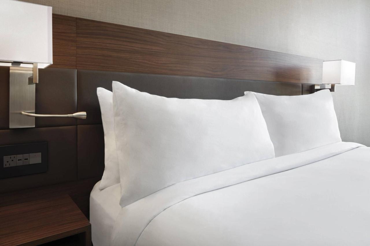 Ac Hotel By Marriott Charlotte Ballantyne Buitenkant foto